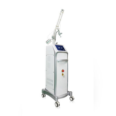 ক্লিনিক সেলুনের জন্য 10600nm মেডিকেল CE  Co2 ফ্র্যাকশনাল লেজার মেশিন